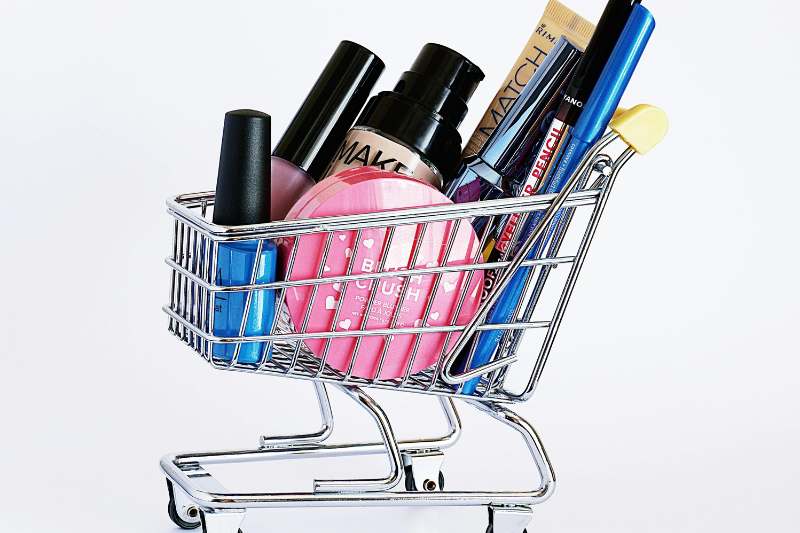 Produits cosmétiques pour le soin de la peau et du visage, un segment très demandé dans le secteur de l’e-commerce en Tunisie, particulièrement prisé par une clientèle jeune et connectée.